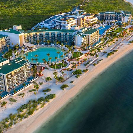 Haven Riviera Cancun (Adults Only) Alfredo V. Bonfil Екстер'єр фото Aerial view of the resort